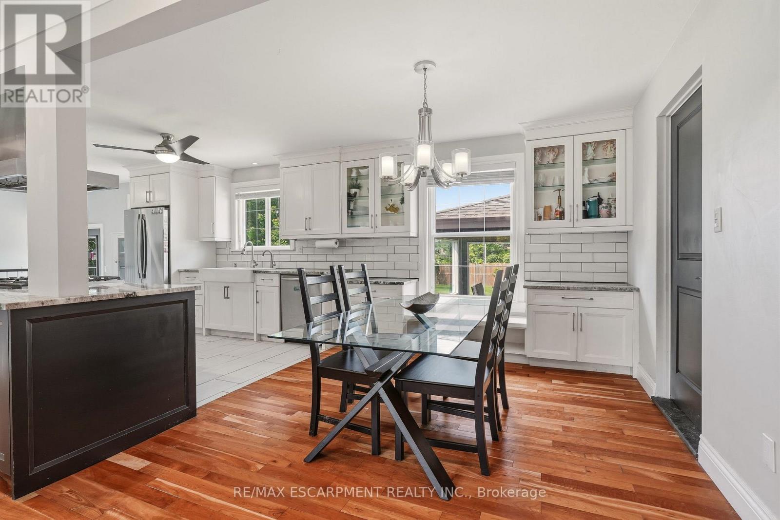 18 Fireside Drive, Hamilton, ON