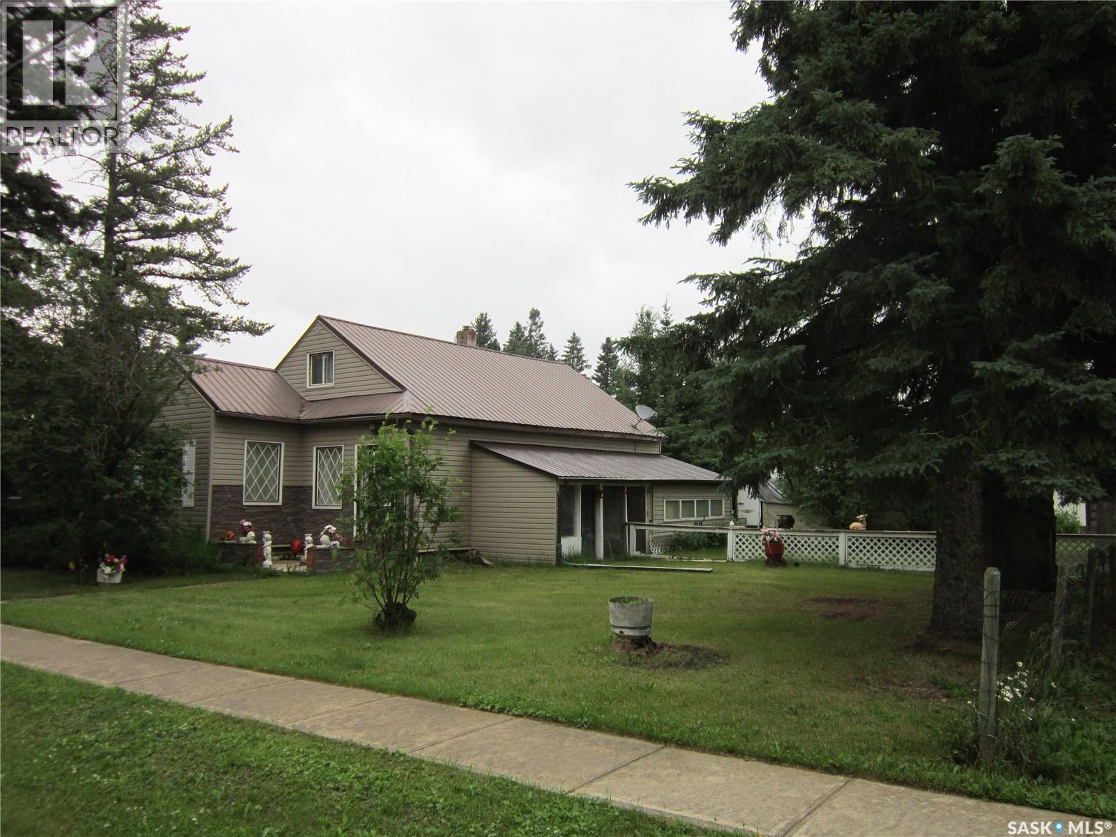 101 1St Street E, Arborfield, SK