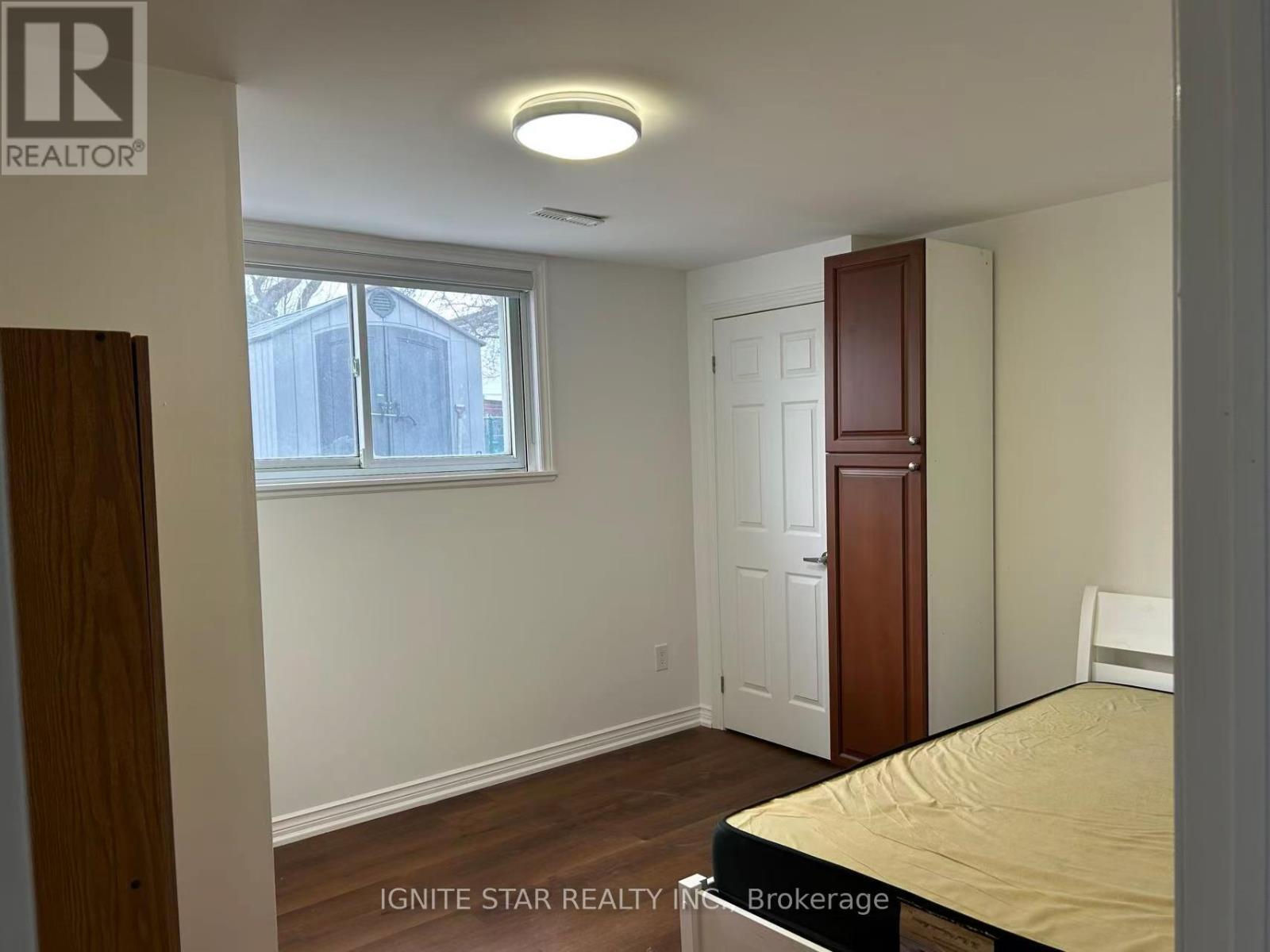 3246 Oakglade Crescent, Mississauga, ON