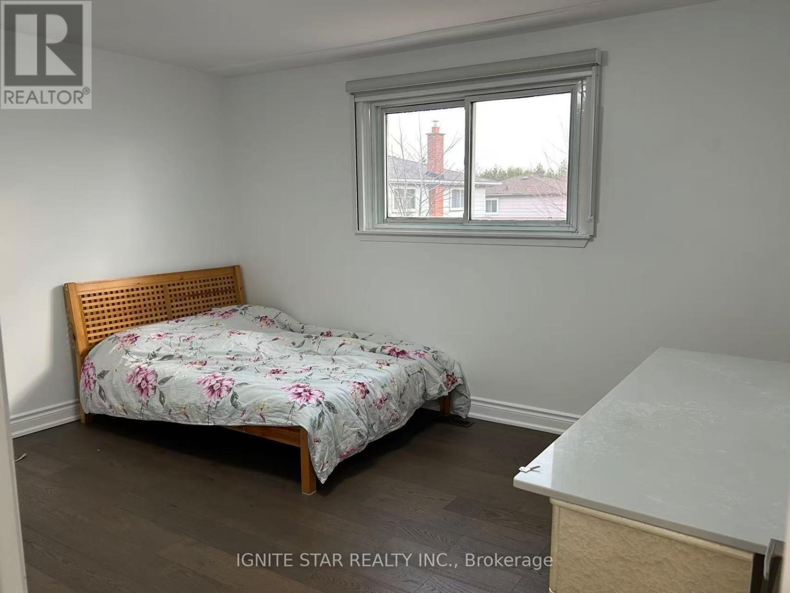 3246 Oakglade Crescent, Mississauga, ON
