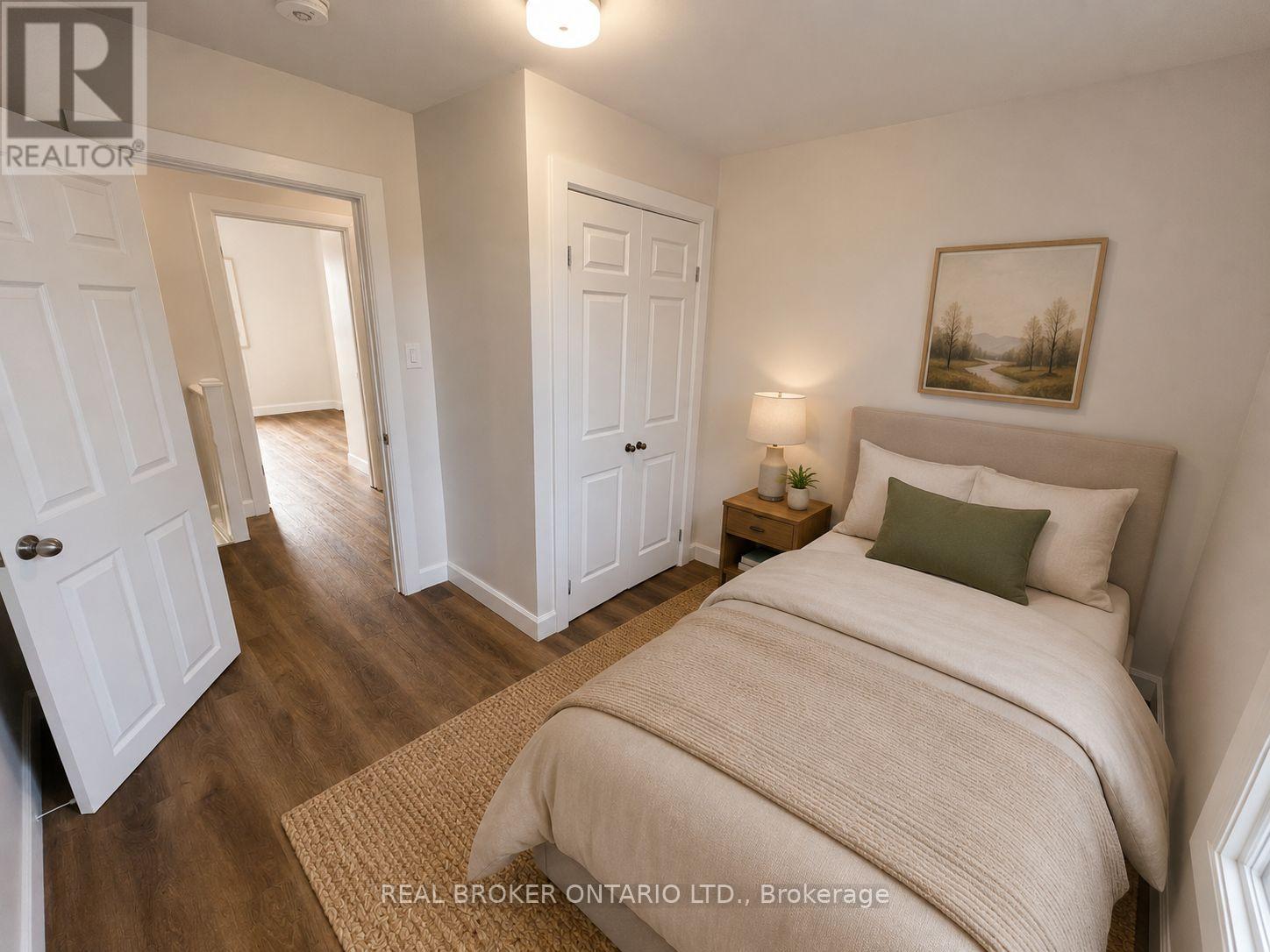 5 Rowanwood Street, Hamilton, ON