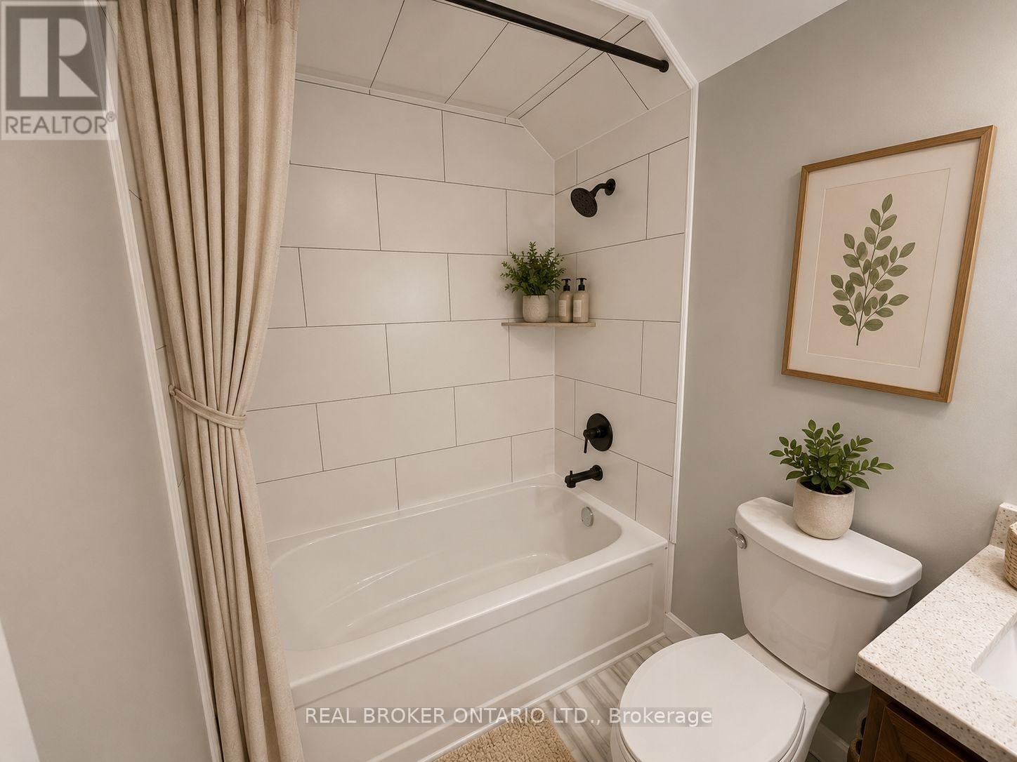 5 Rowanwood Street, Hamilton, ON