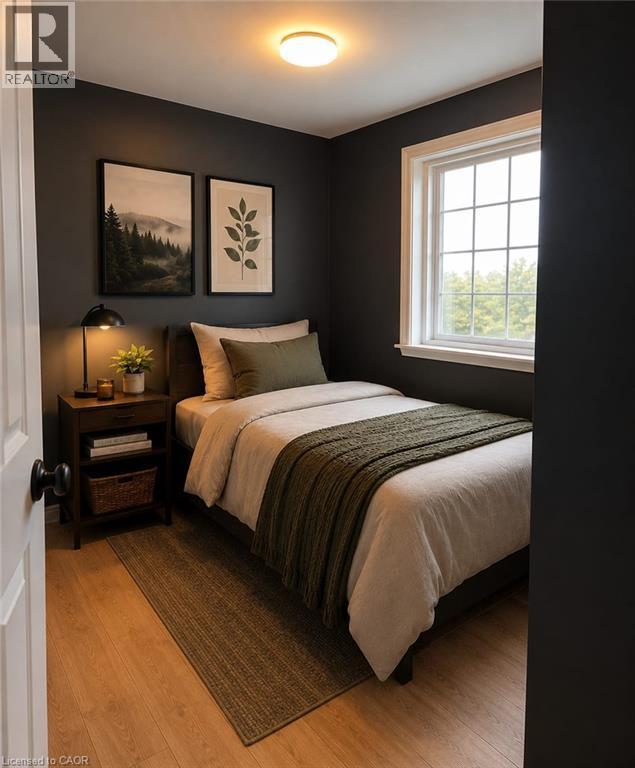 2nd bedroom - virtually staged - 29 Wexford Avenue N, Hamilton, ON - Indoor Photo Showing Bedroom
