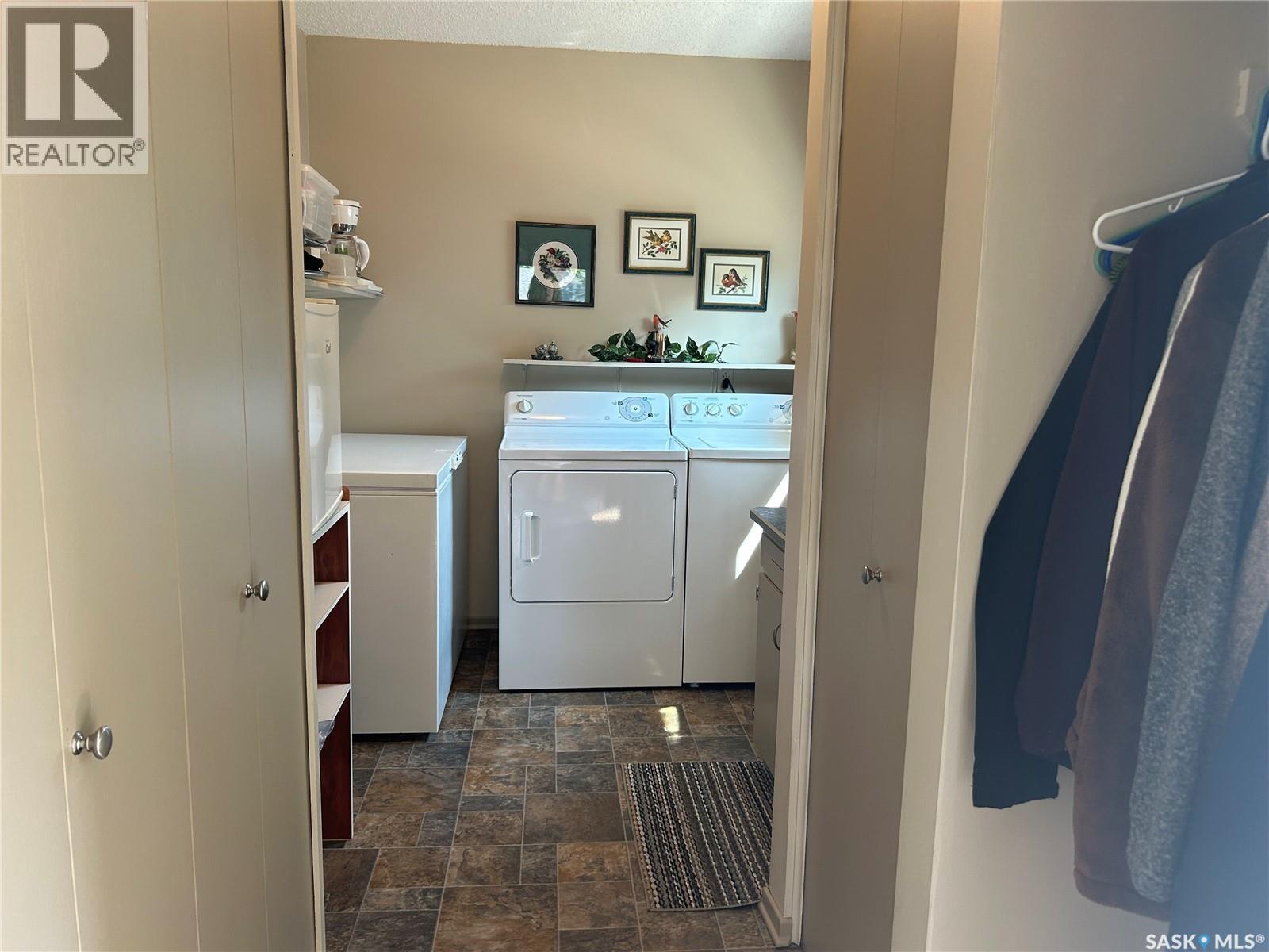 132 Churchill Avenue, Coronach, SK