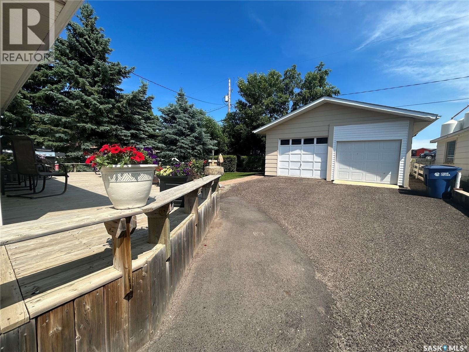 132 Churchill Avenue, Coronach, SK