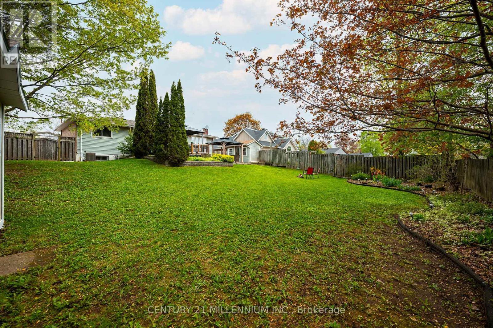 13 Ellen Crescent, Erin, ON