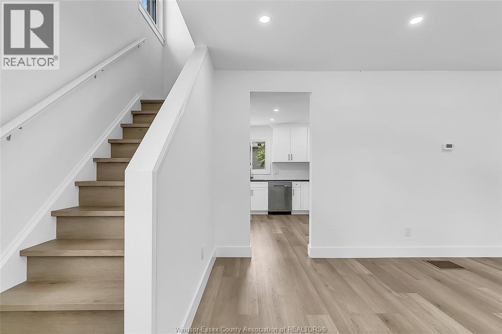 2123 Secord, Windsor, ON - Indoor Photo Showing Other Room