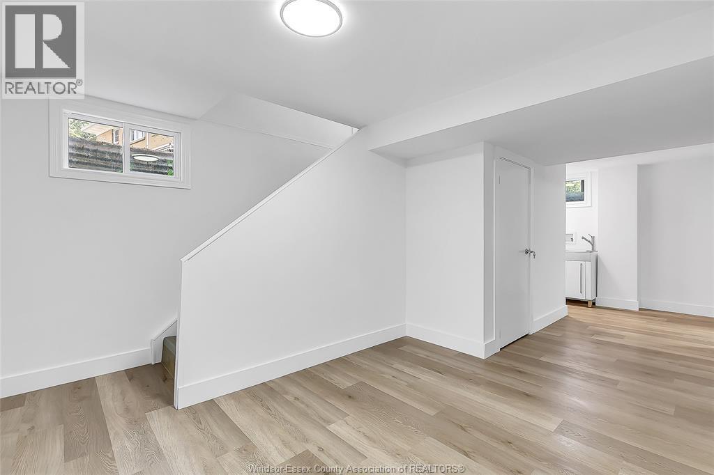 2123 Secord, Windsor, ON - Indoor Photo Showing Other Room