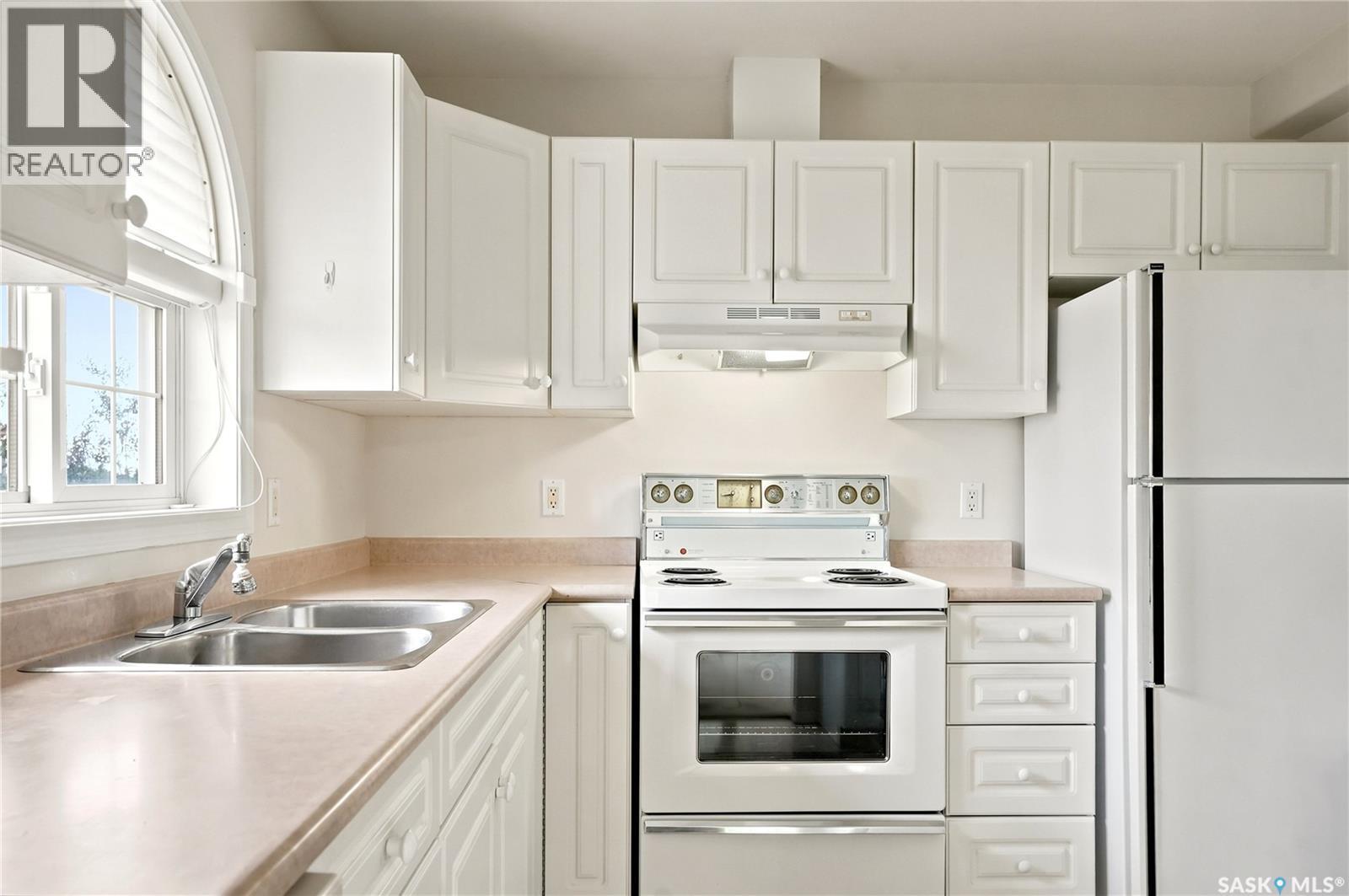 305 1700 Main Street E, Saskatoon, SK