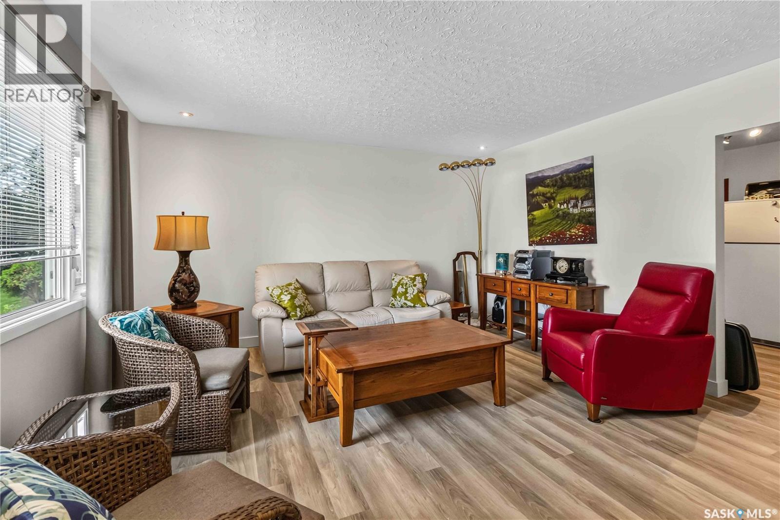 513 W Avenue N, Saskatoon, SK