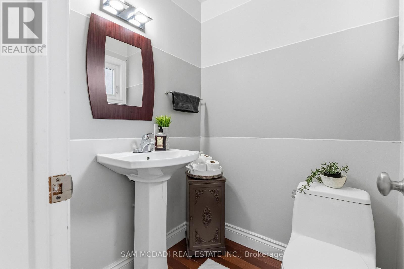 6643 Mockingbird Lane, Mississauga, ON