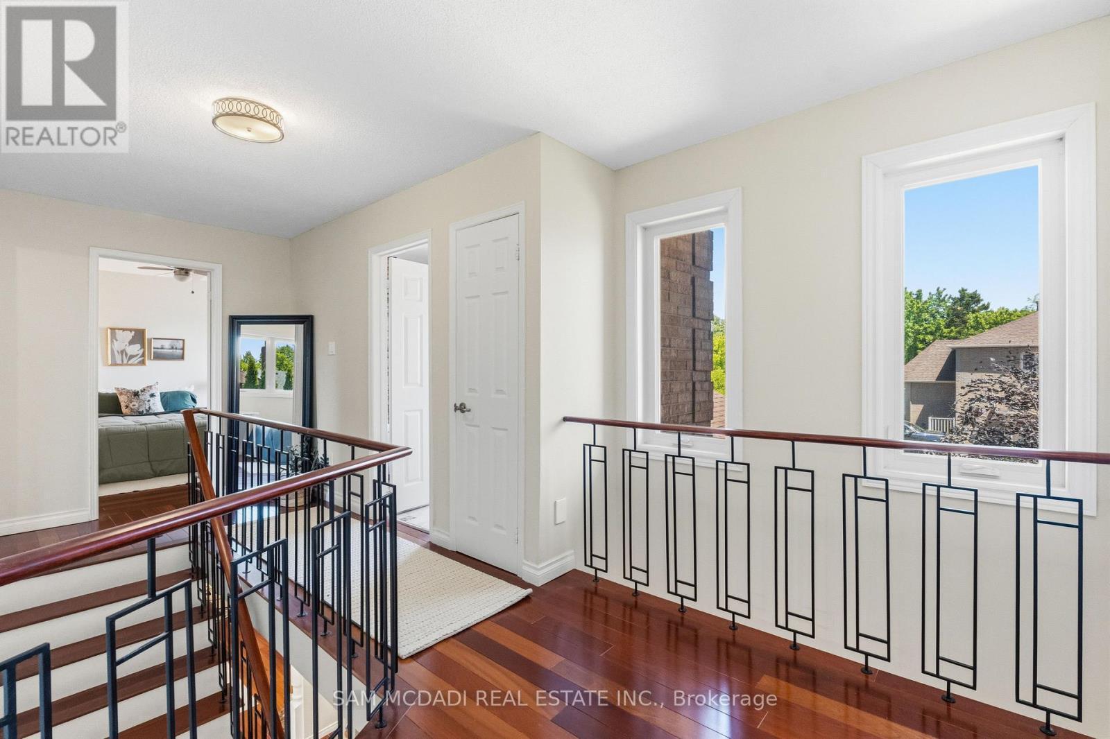 6643 Mockingbird Lane, Mississauga, ON