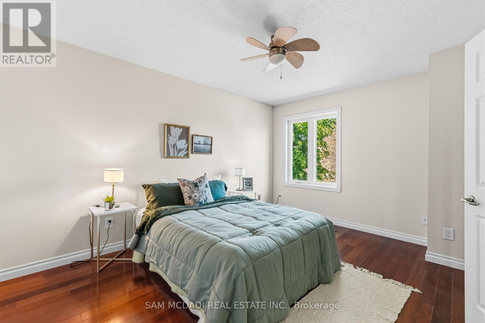 6643 Mockingbird Lane, Mississauga, ON