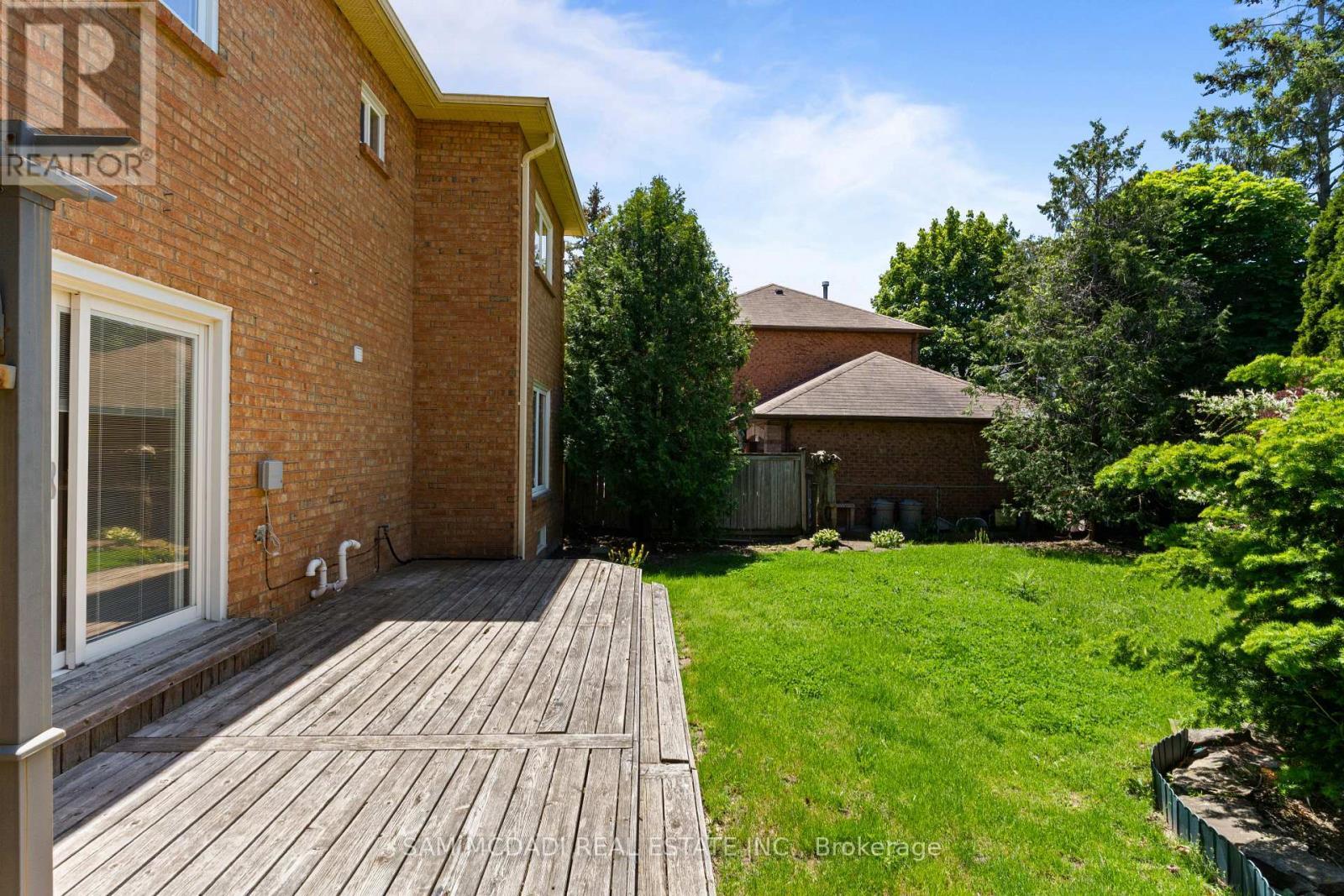 6643 Mockingbird Lane, Mississauga, ON
