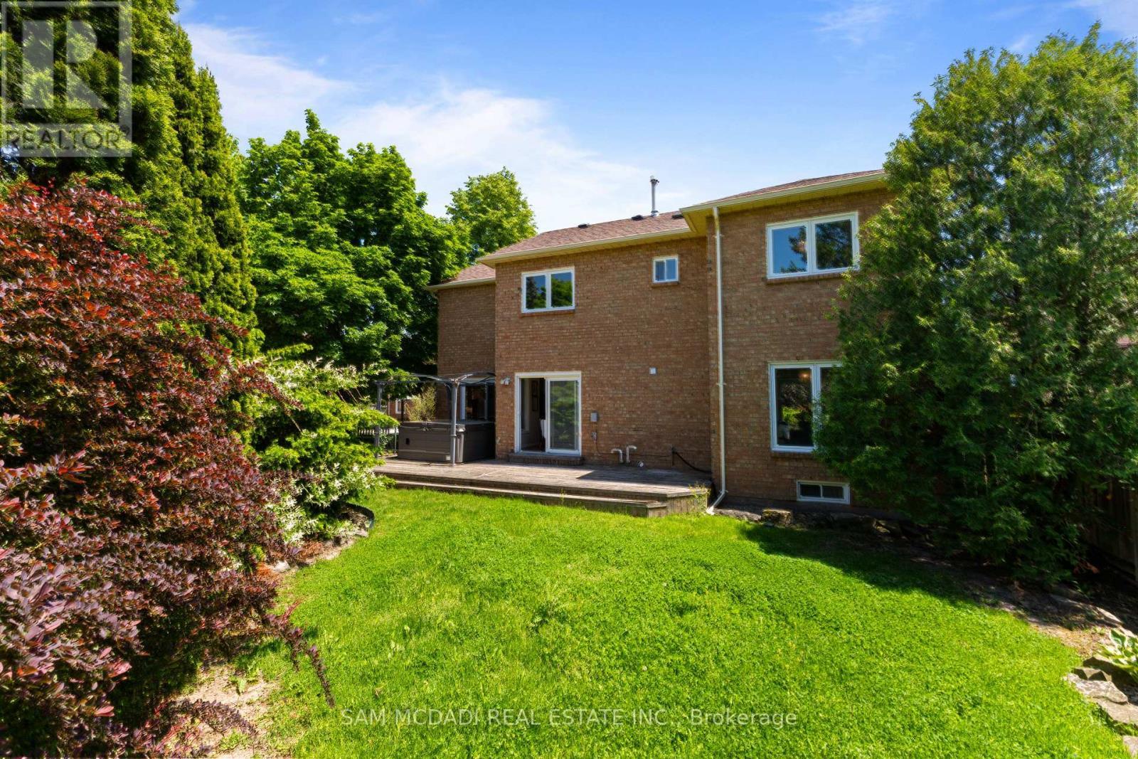6643 Mockingbird Lane, Mississauga, ON