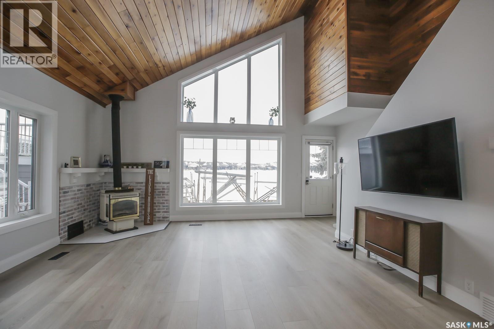 2 Lakeview Lane, Katepwa Beach, SK