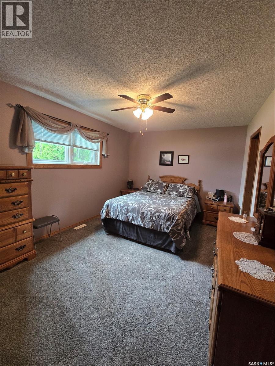 700 Saskatchewan Avenue, Grenfell, SK