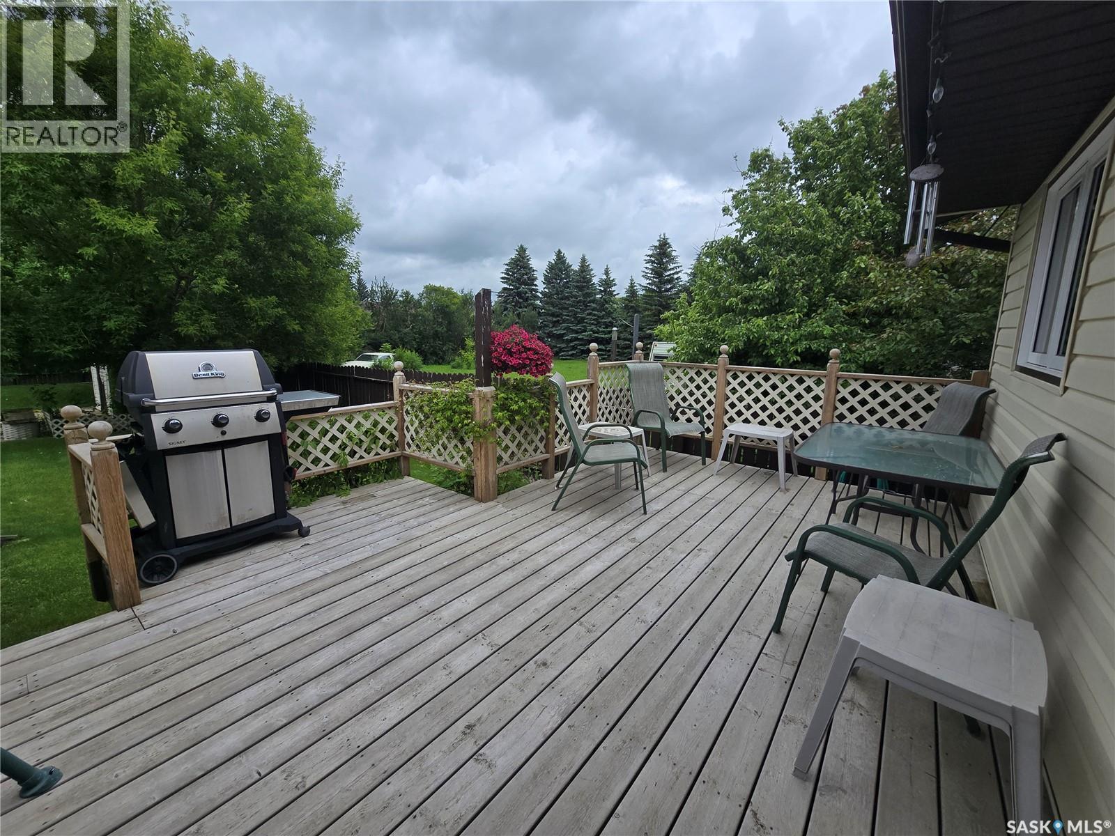 700 Saskatchewan Avenue, Grenfell, SK