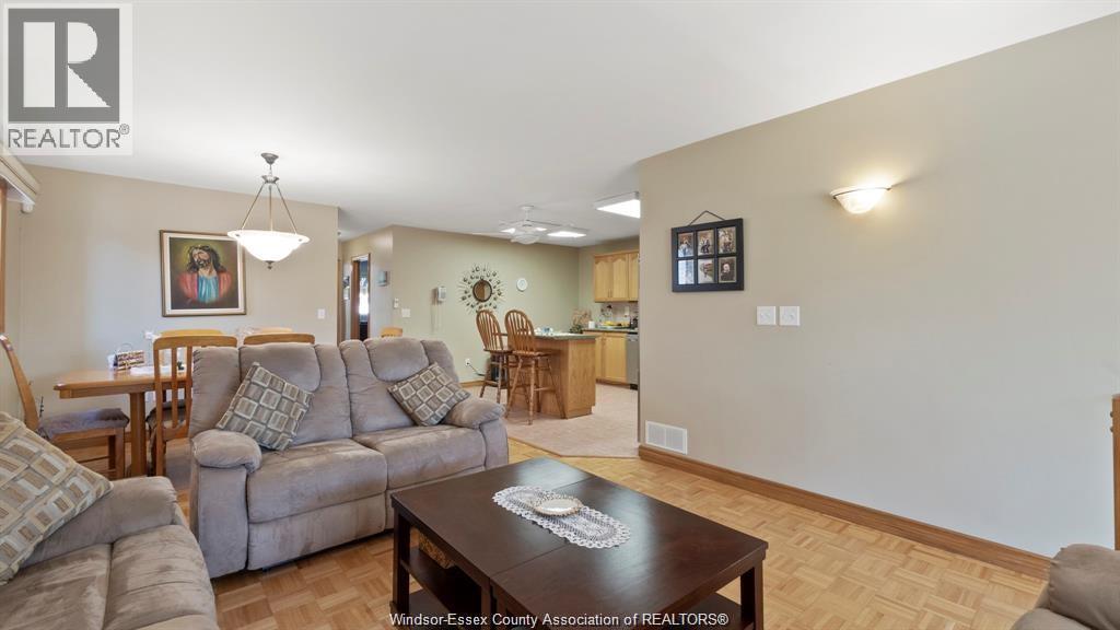 4221 Stagecoach, Windsor, ON