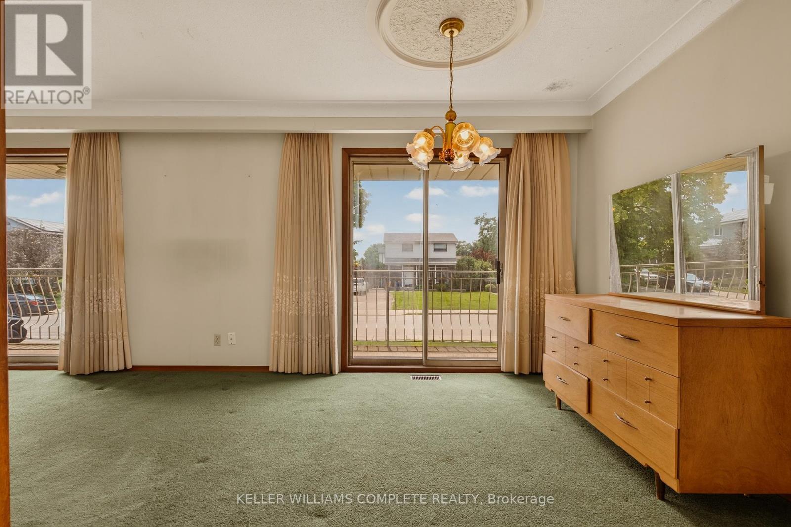 34 Windrush Crescent, Hamilton, ON