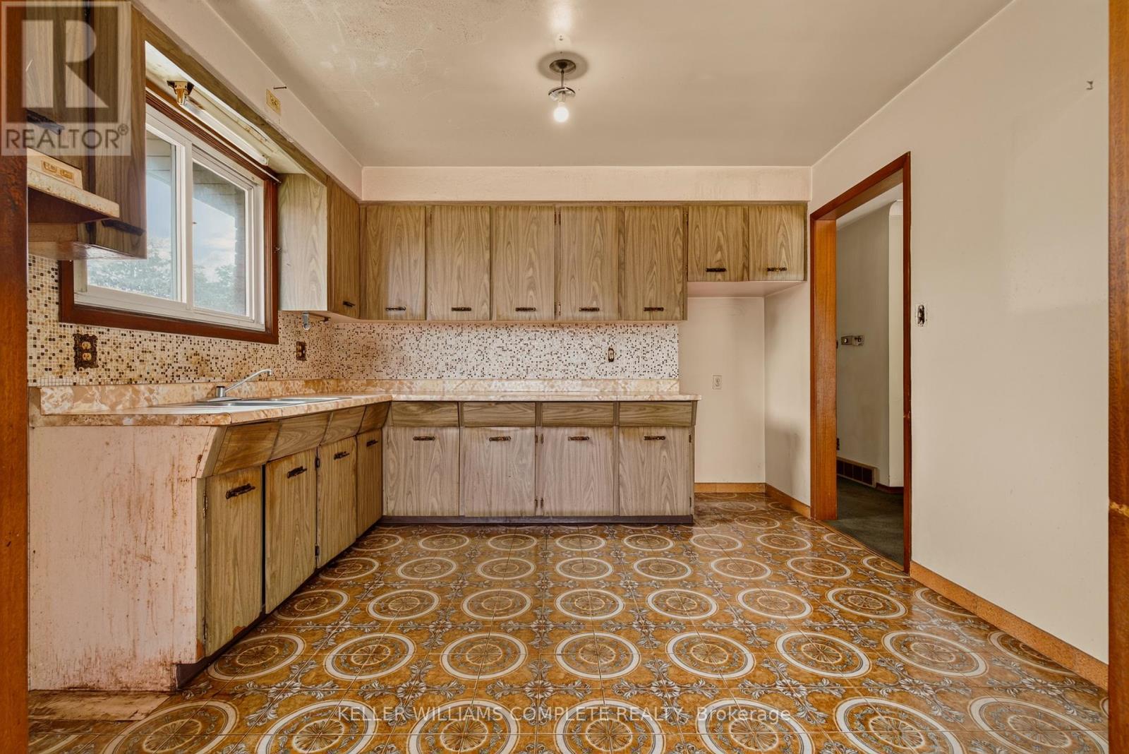34 Windrush Crescent, Hamilton, ON