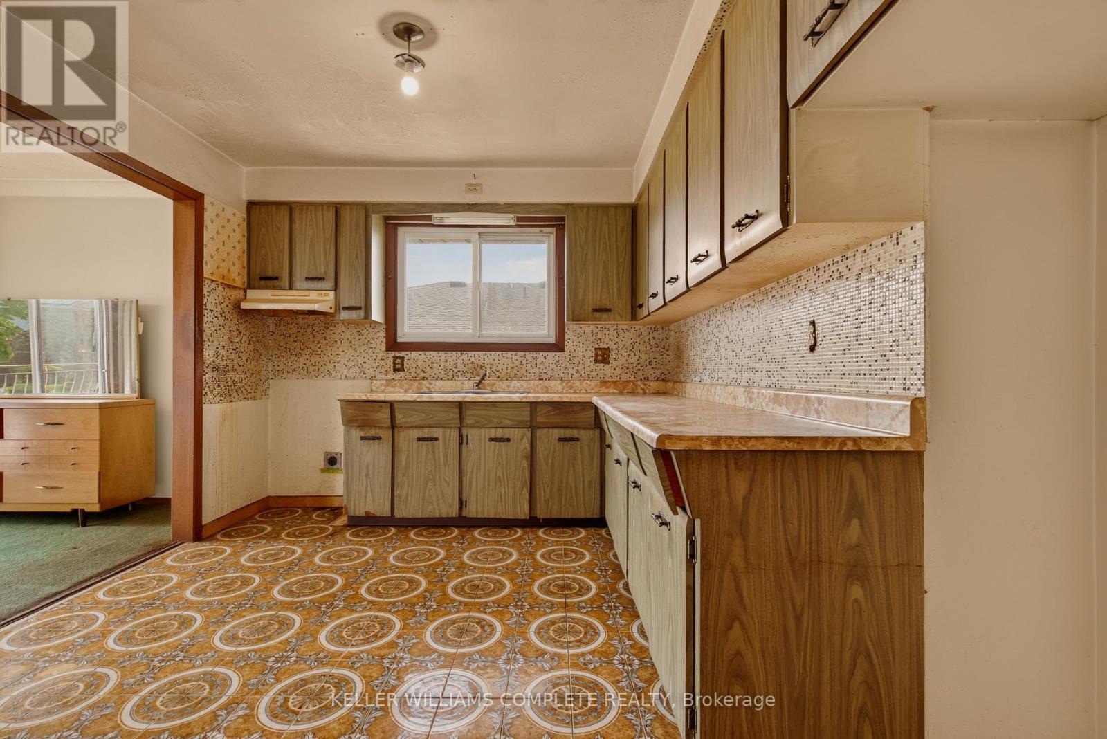 34 Windrush Crescent, Hamilton, ON