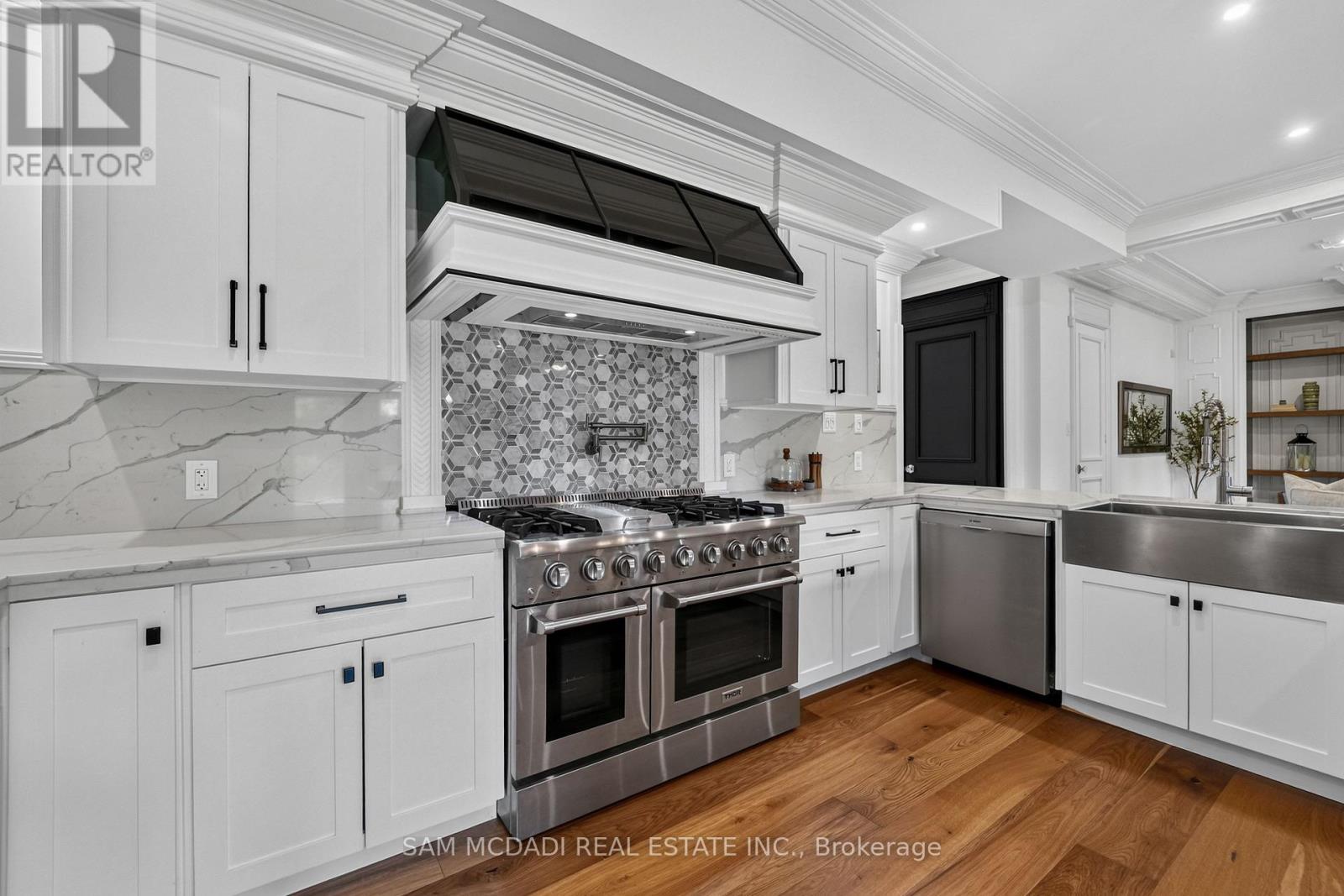 23 Cameron Drive, Hamilton, ON