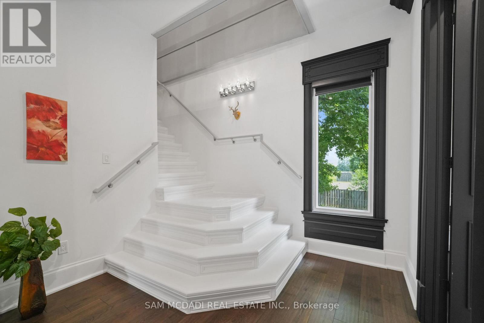 23 Cameron Drive, Hamilton, ON