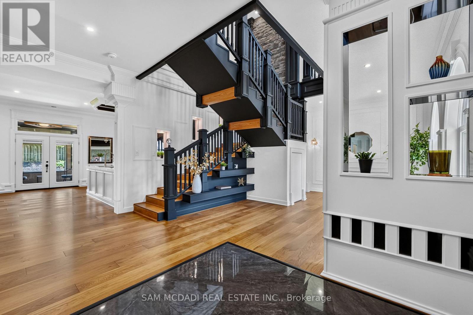 23 Cameron Drive, Hamilton, ON