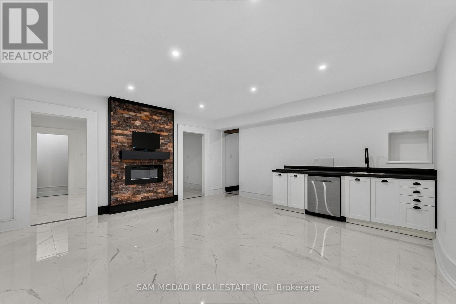 23 Cameron Drive, Hamilton, ON