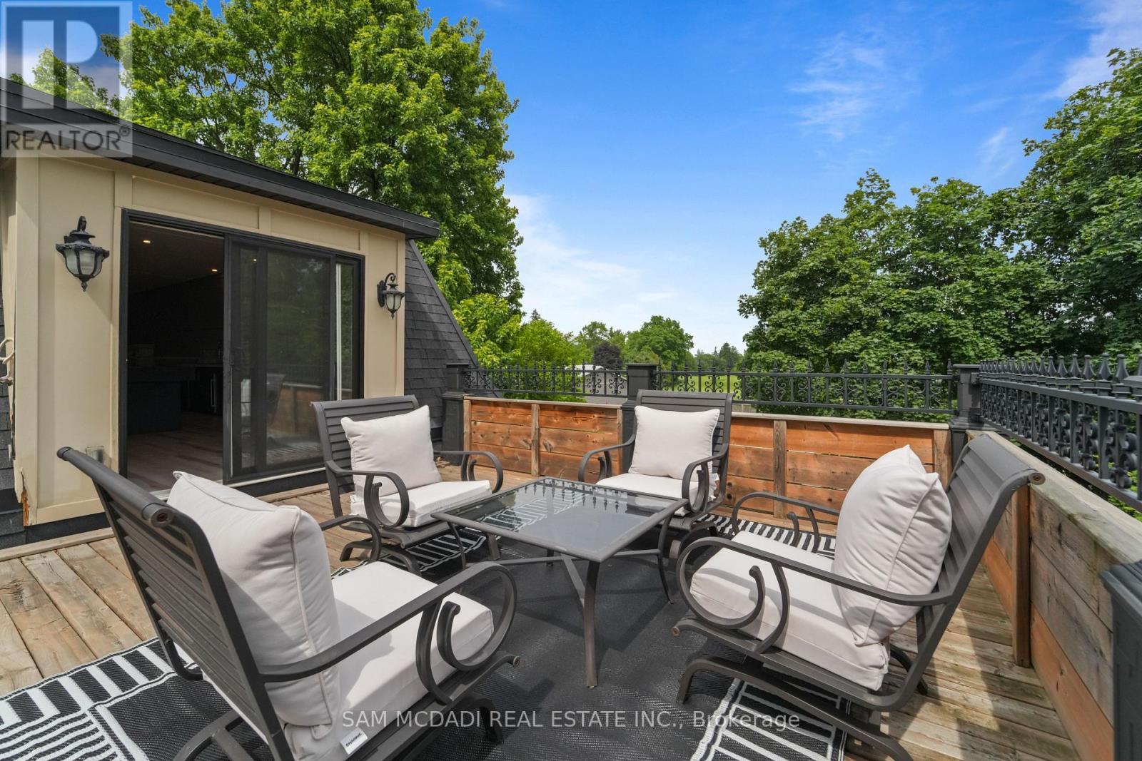 23 Cameron Drive, Hamilton, ON