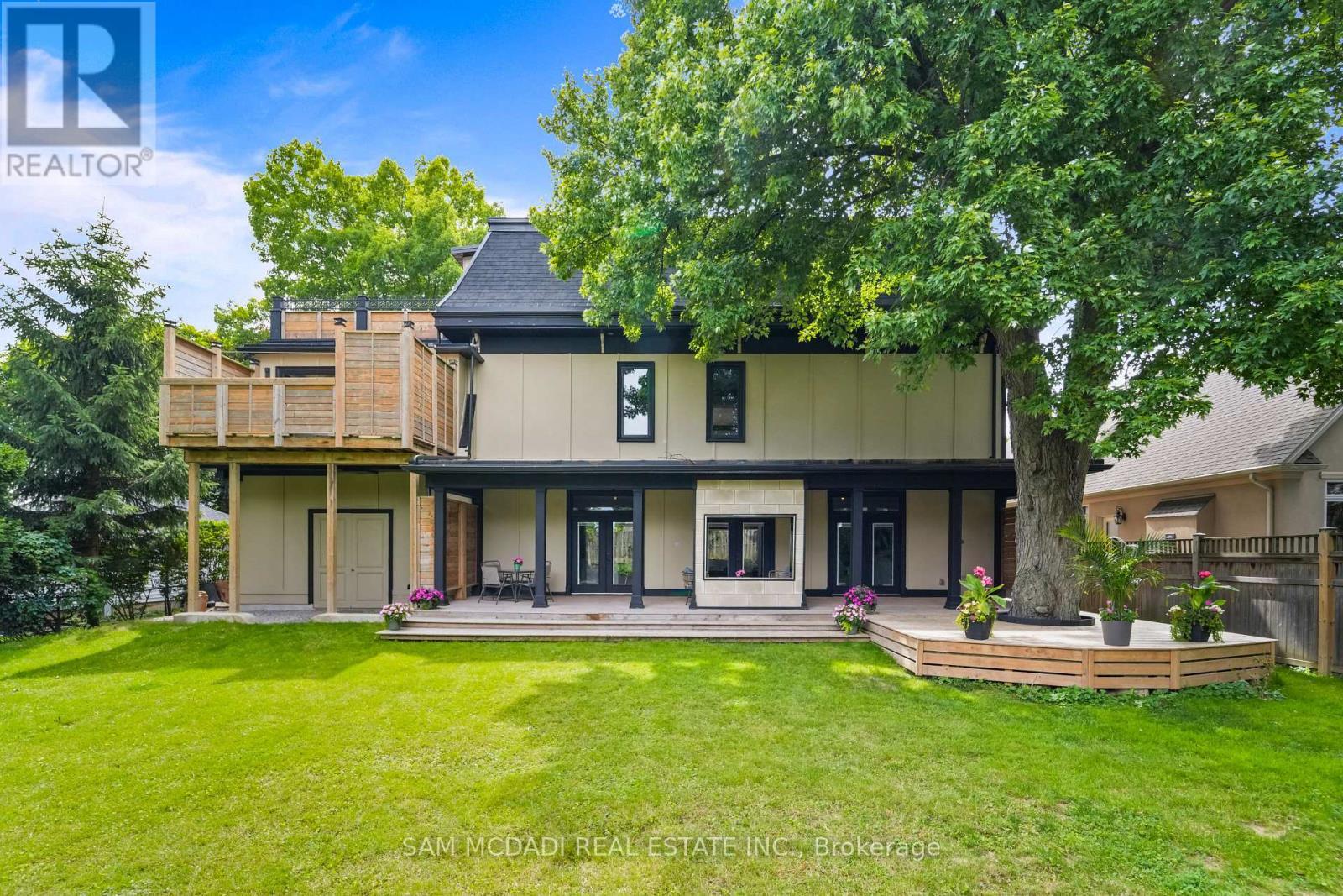 23 Cameron Drive, Hamilton, ON