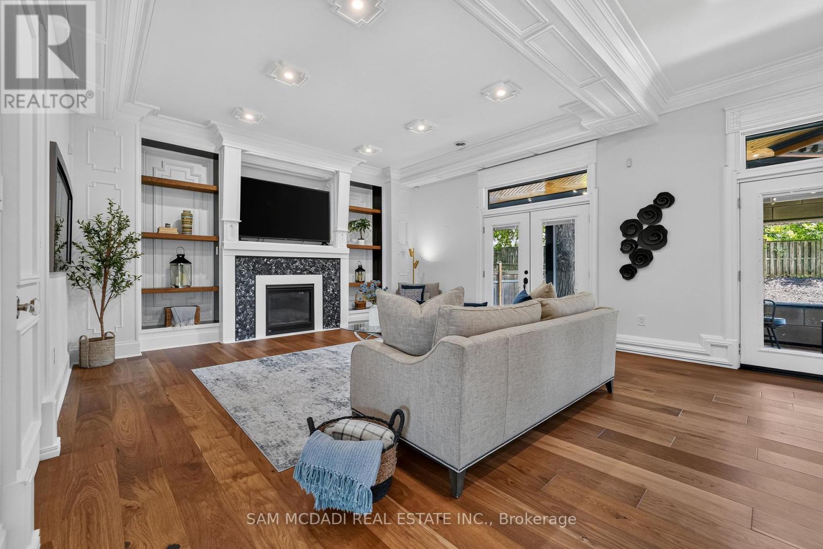 23 Cameron Drive, Hamilton, ON