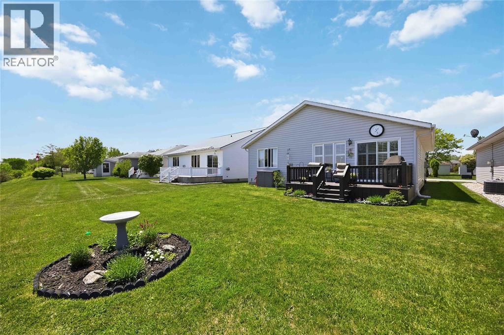 5700 Blackwell Sideroad Unit# 74, Sarnia, ON