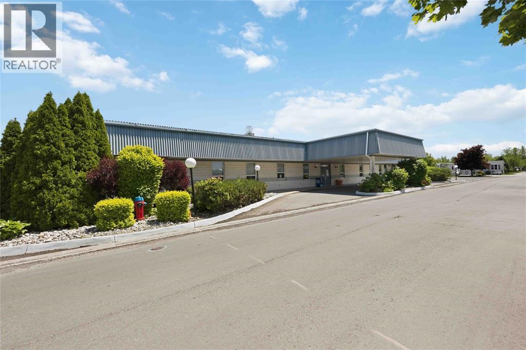 5700 Blackwell Sideroad Unit# 74, Sarnia, ON