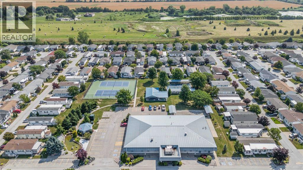 5700 Blackwell Sideroad Unit# 74, Sarnia, ON