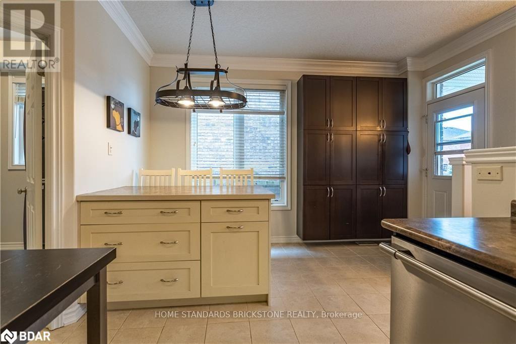 53 Graihawk Drive, Barrie, ON - Indoor