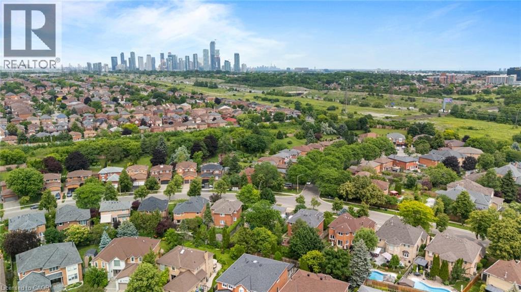 4315 Credit Pointe Drive, Mississauga, ON