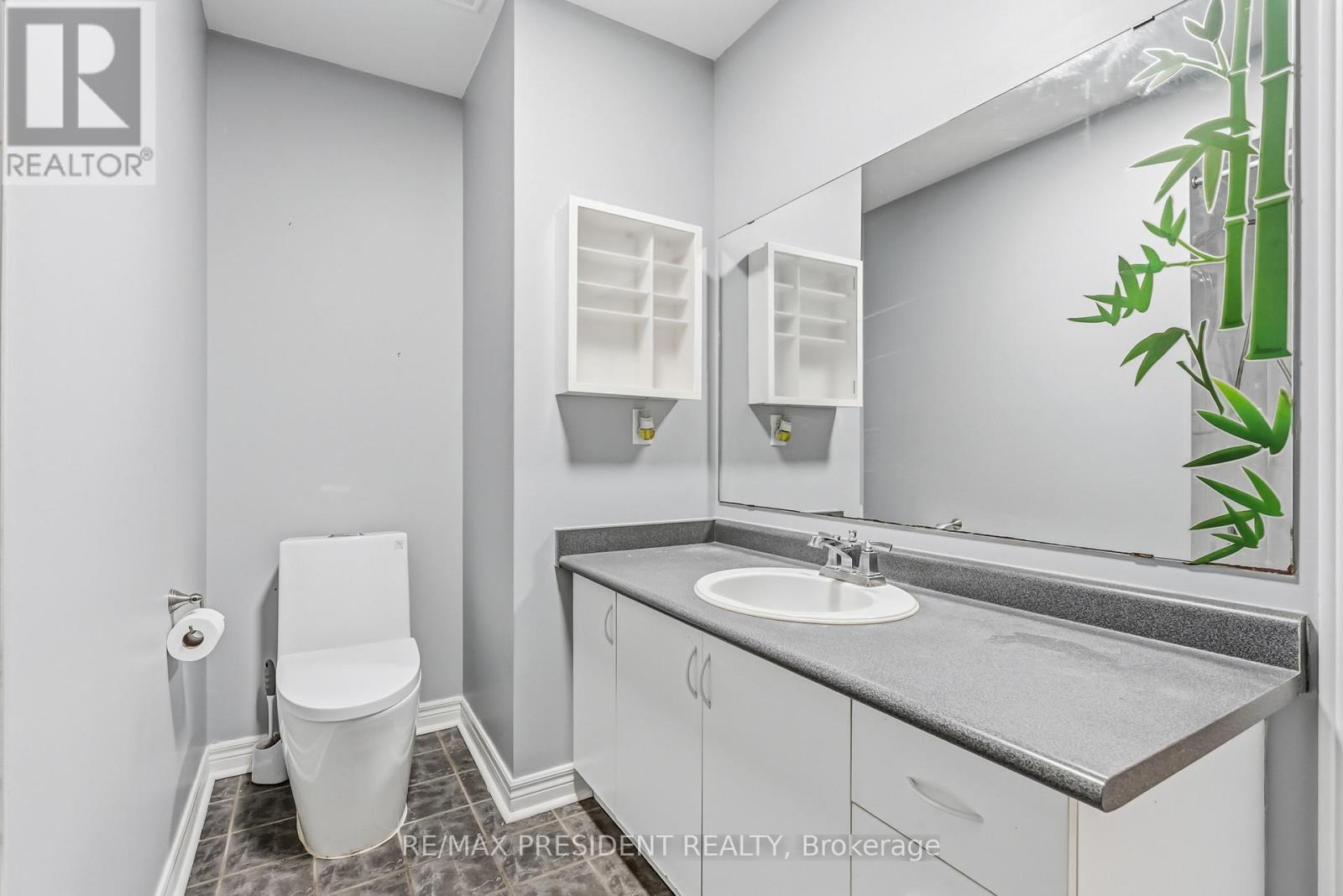 7031 Graydon Court, Mississauga, ON