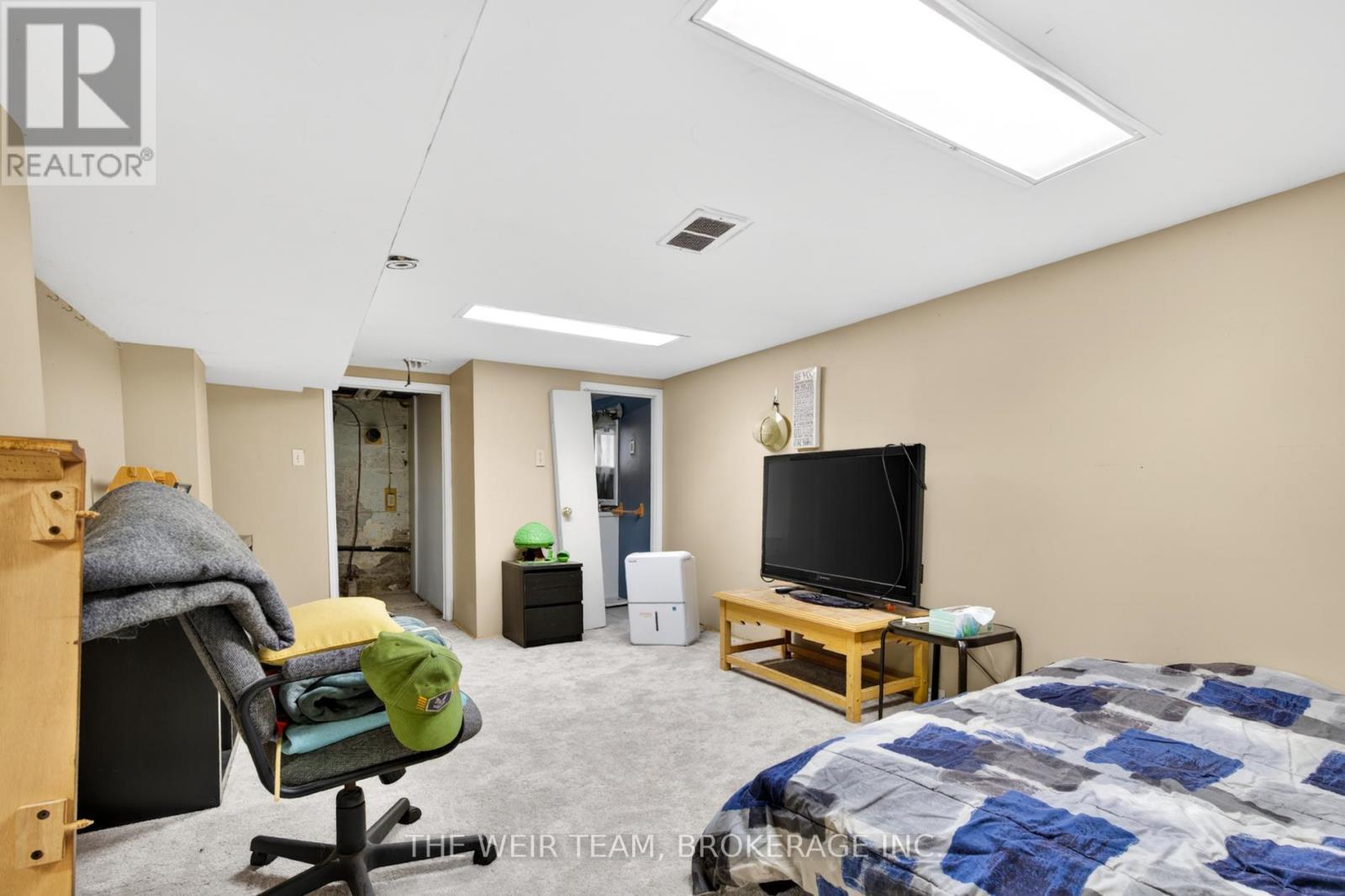 226 Ottawa Street S, Hamilton, ON