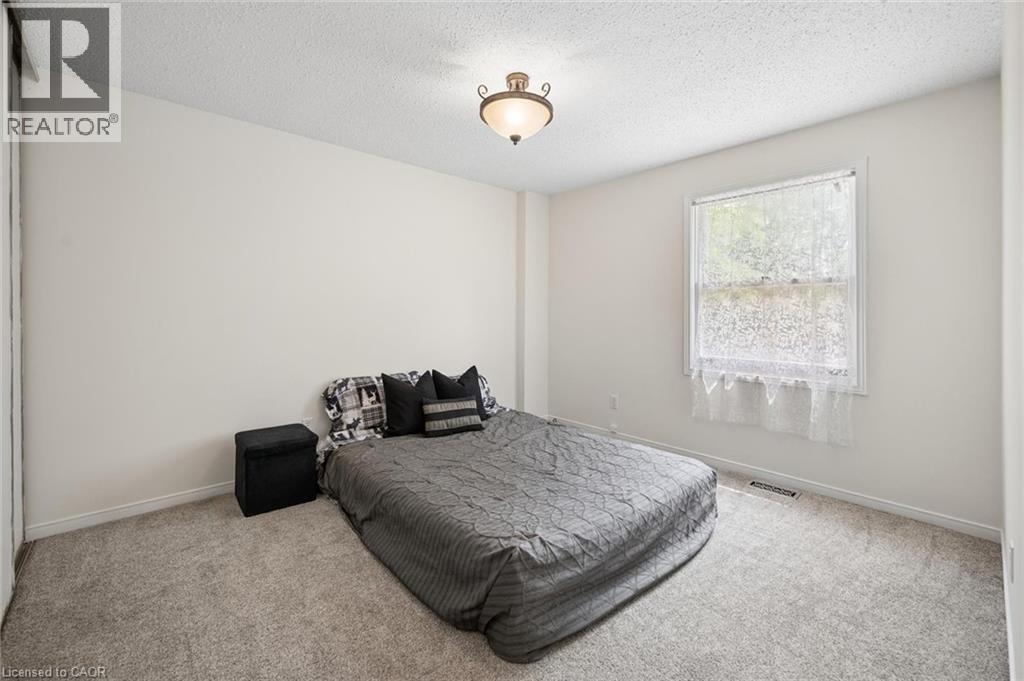 482 Foxhill Place, Waterloo, ON