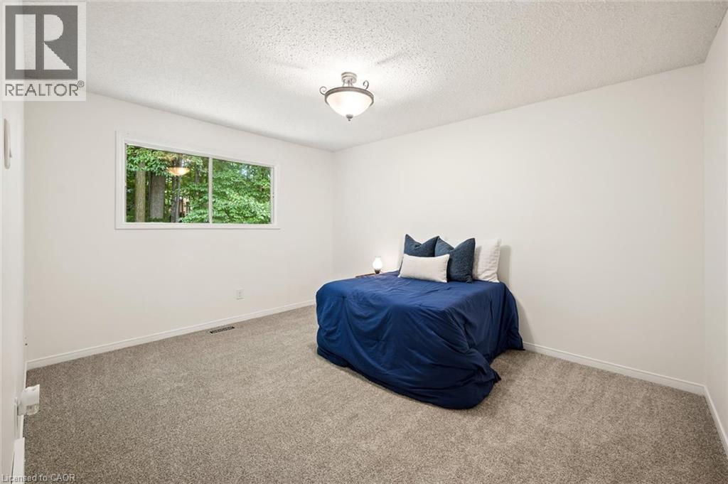 482 Foxhill Place, Waterloo, ON