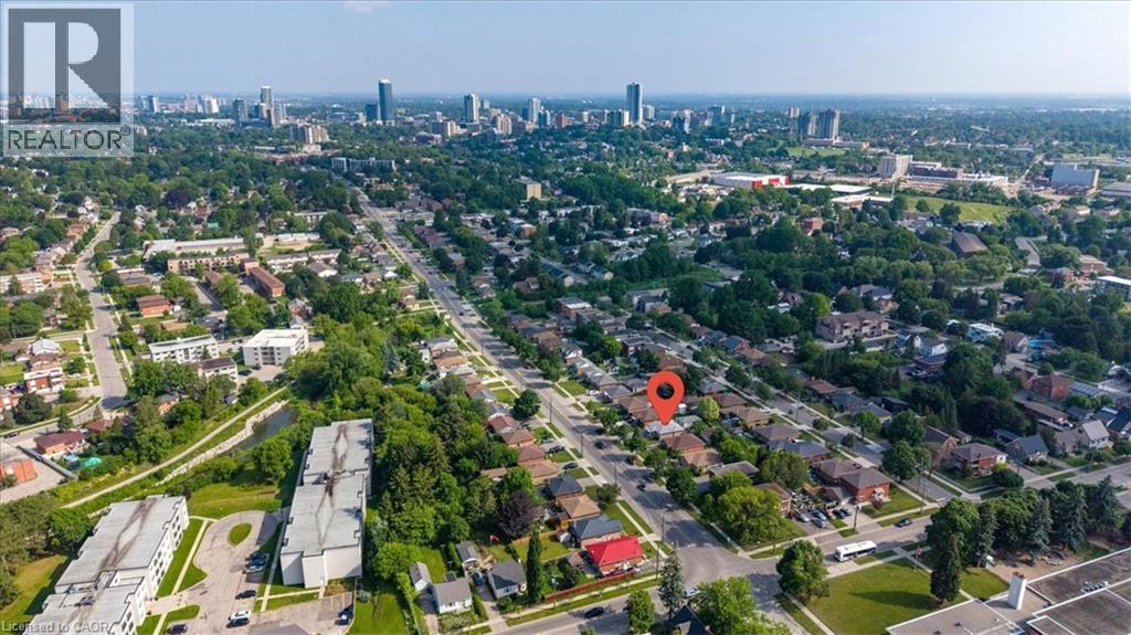 472 Highland Road E, Kitchener, ON