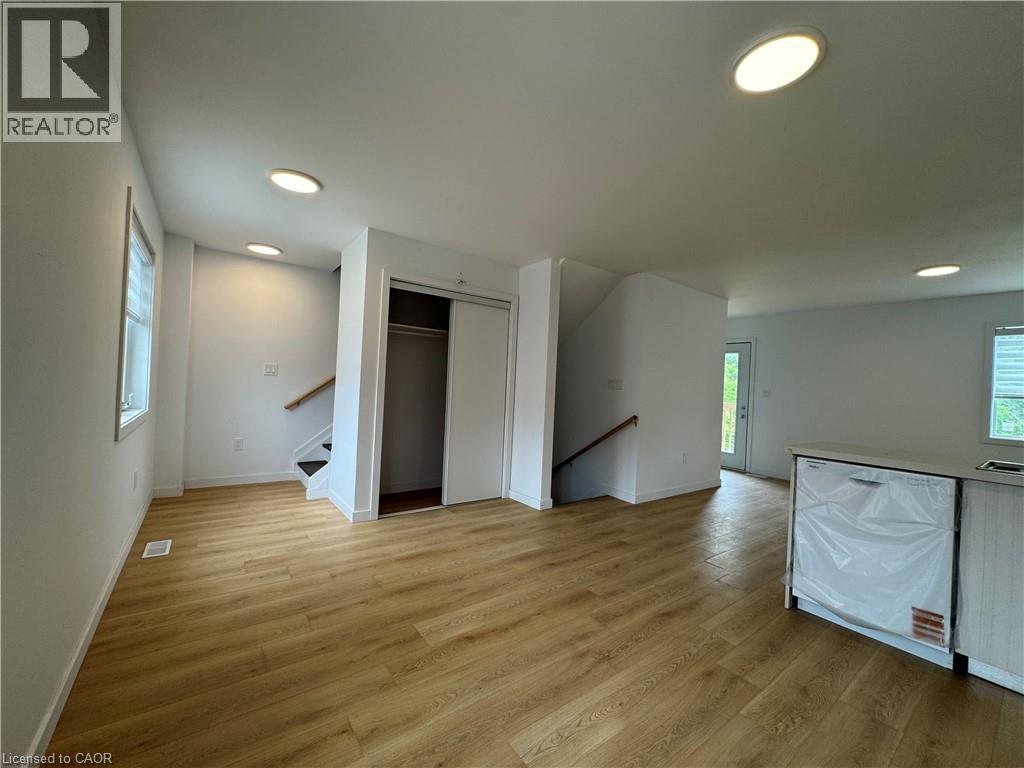 113 Highriver Trail Unit# Main, Welland, ON - Indoor Photo Showing Other Room