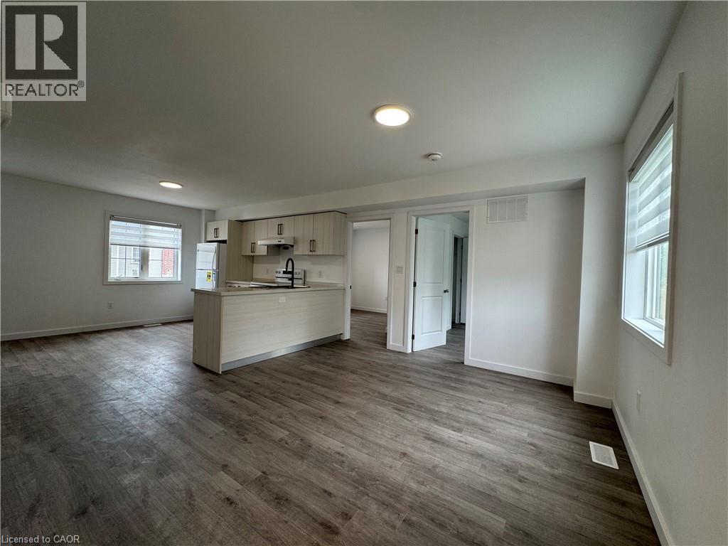119 Highriver Trail Unit# Main, Welland, ON - Indoor