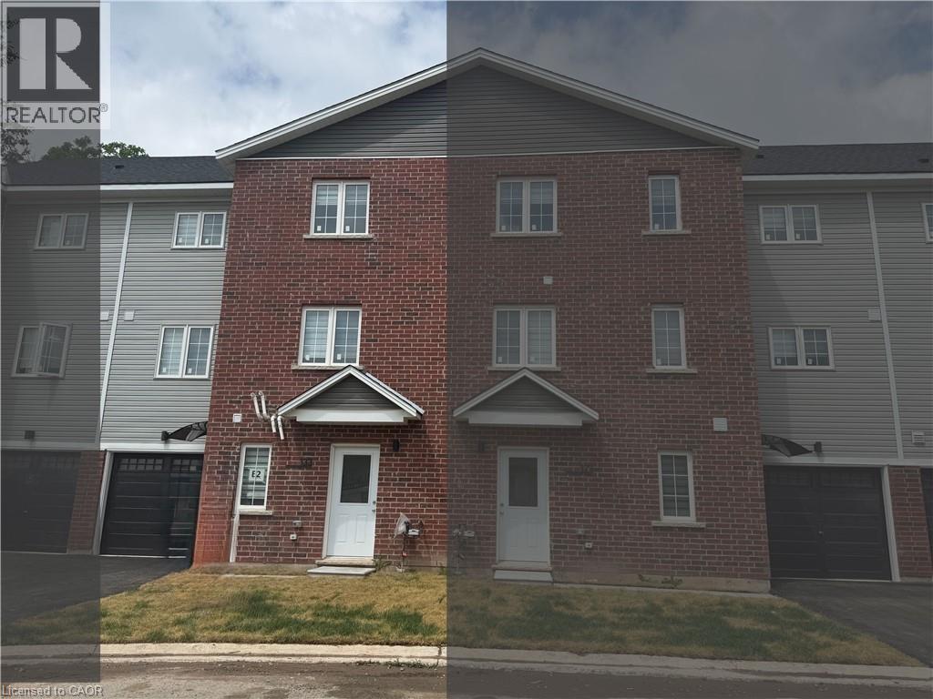 Brick and siding exterior with multiple windows - 133 Highriver Trail Unit# Main, Welland, ON
