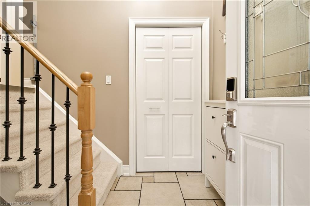 Entryway with closet. - 80 Wendover Drive, Hamilton, ON