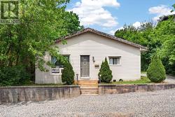 20 PARRY SOUND ROAD Parry Sound, ON P2A 2M4