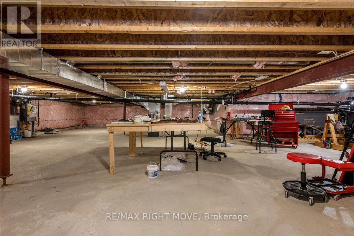 1 Sinclair Crescent, Ramara, ON