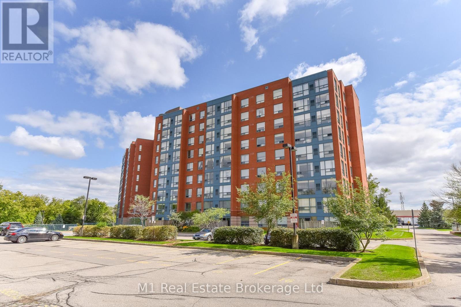 Ph2 - 55 Blue Springs Drive, Waterloo, ON - Outdoor With Facade